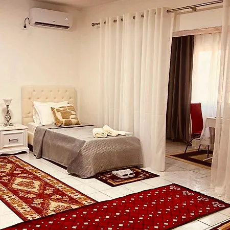 Apartamento Nest Tirana